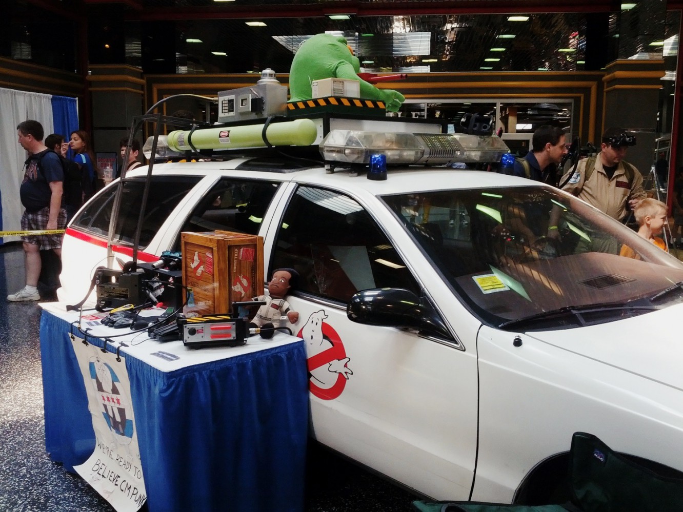 Chicago Comic Con 2012 - Ghostbusters ambulance