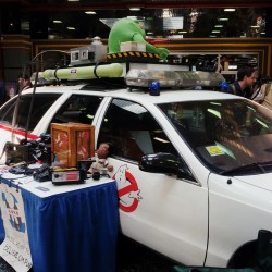 Chicago Comic Con 2012 - Chicago Comic Con 2012 - Ghostbusters ambulance