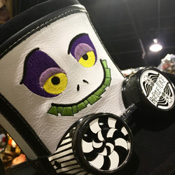 Chicago Comic Con 2016 - Chicago Comic Con 2016 - Beetlejuice steampunk hat and goggles