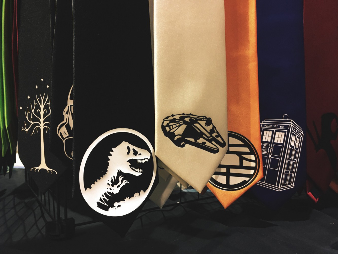 Chicago Comic Con 2016 - Way cool ties