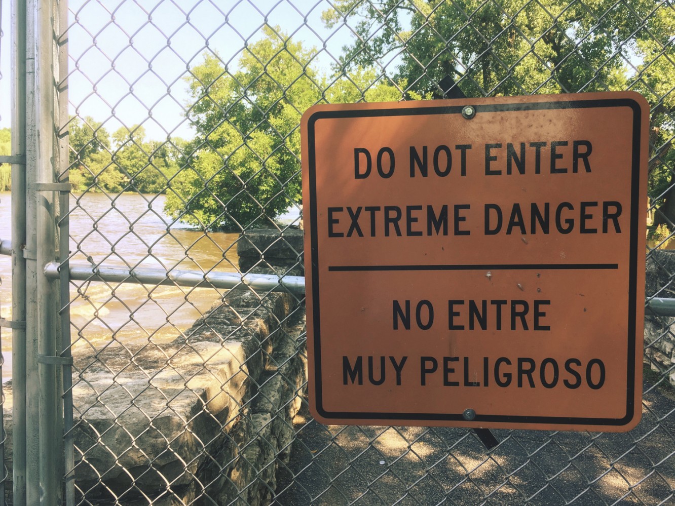 Fabyan Nature Walk 2017 - 01 - Island Park DANGER sign