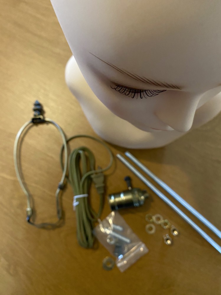 Mannequin Lamp 2020 - 03