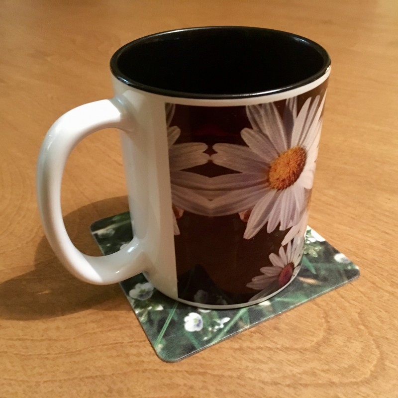 A handful of daisies - two-tone mug - Additional Image 3