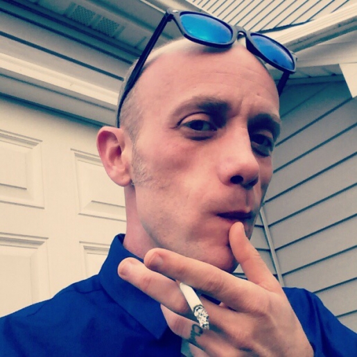 I'm digging the blue shirt