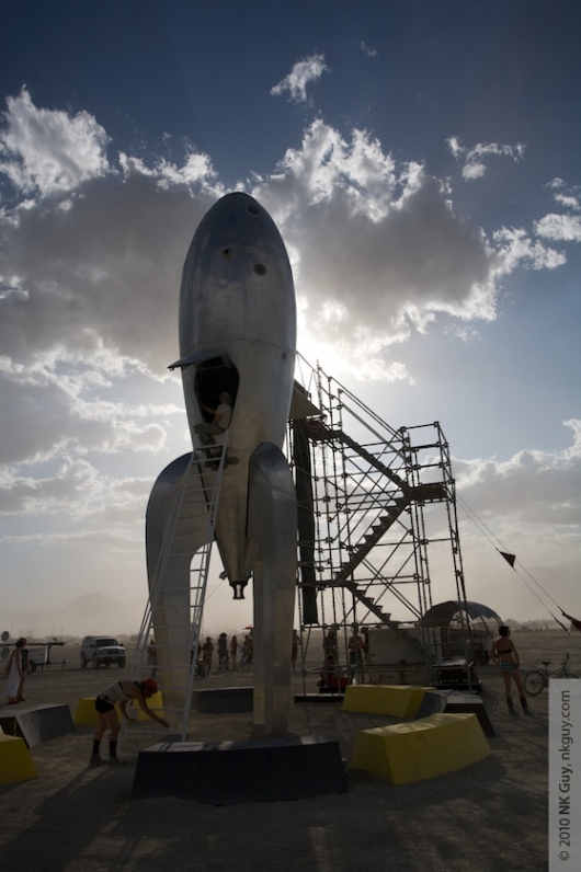 Raygun Gothic Rocket