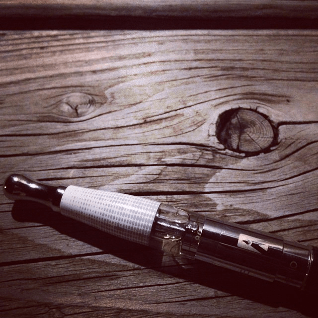 the white inferno with sharks clove from volcano ecigs