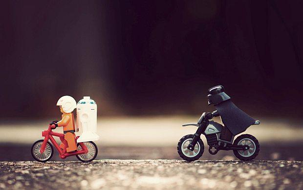 Awesome Star Wars LEGOs with Luke and Vader