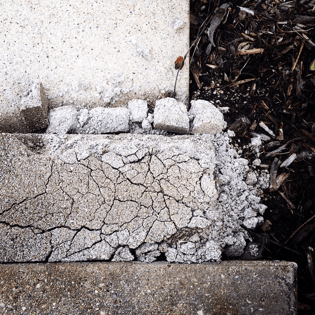 crumbly step