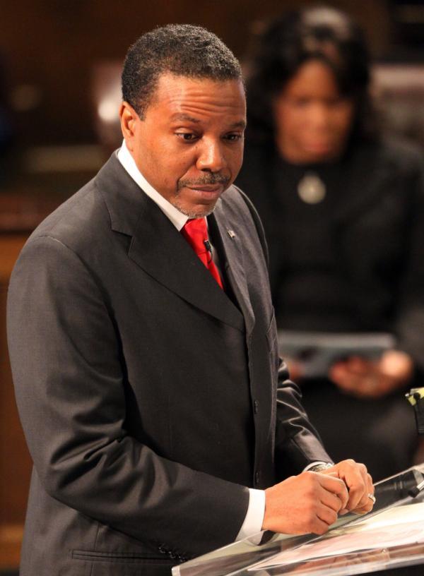 Megachurch pastor seeks donations for pricey private jet