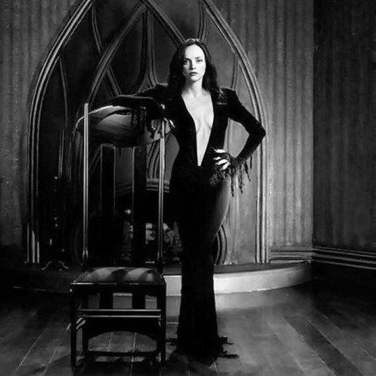 the black dress oh lady