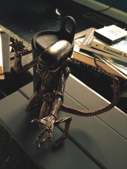 Unboxed Dog Alien 7 inch