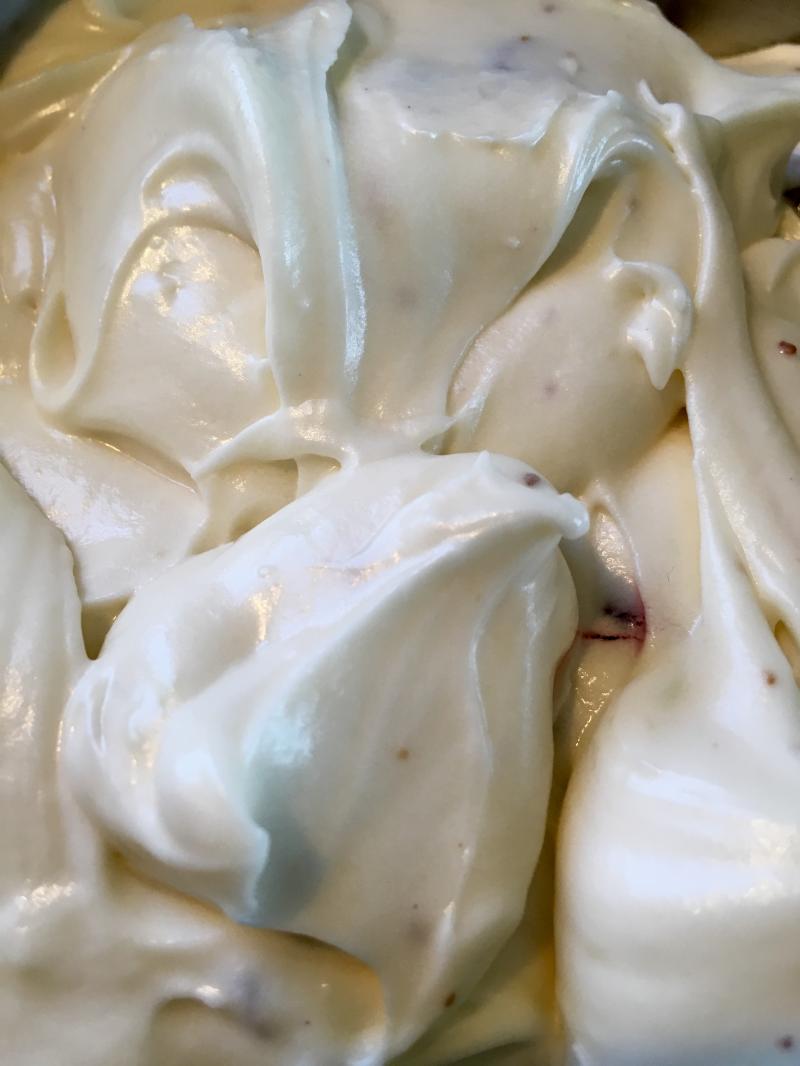 Blueberry cream cheese frosting