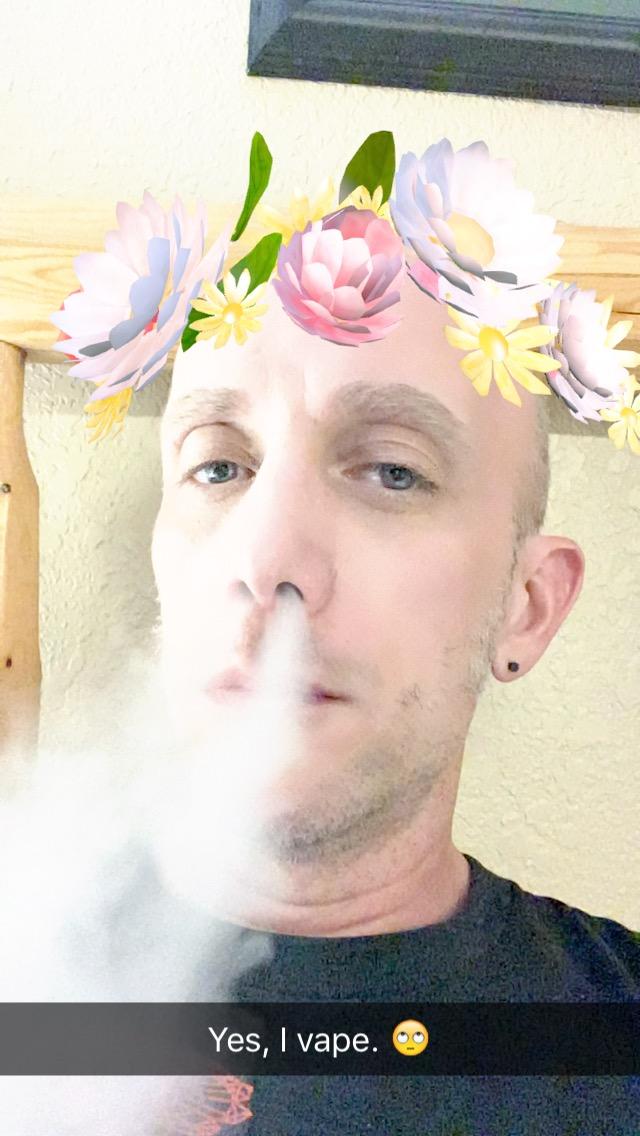 Snapchat   Yes I vape