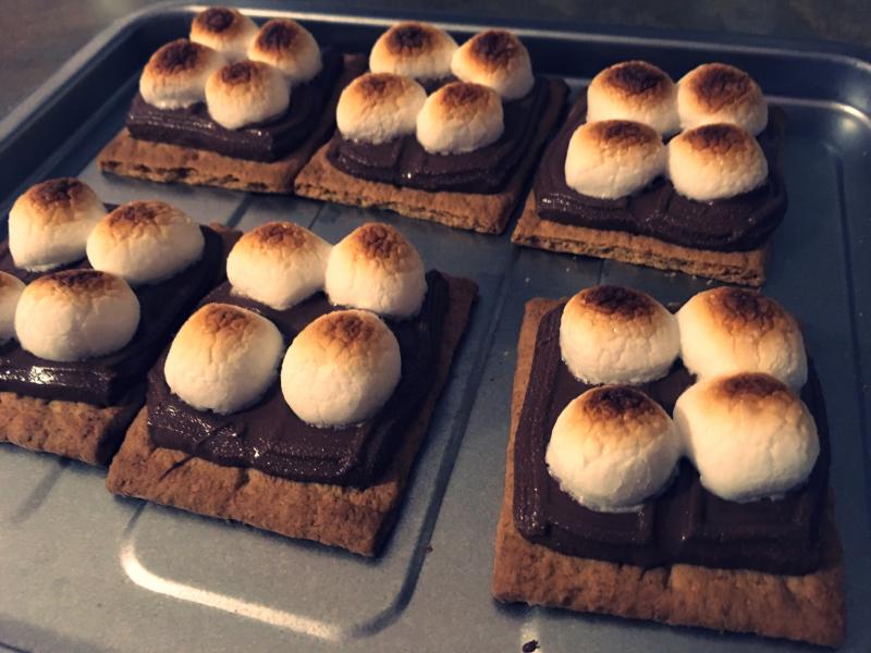 Toaster s'mores 2