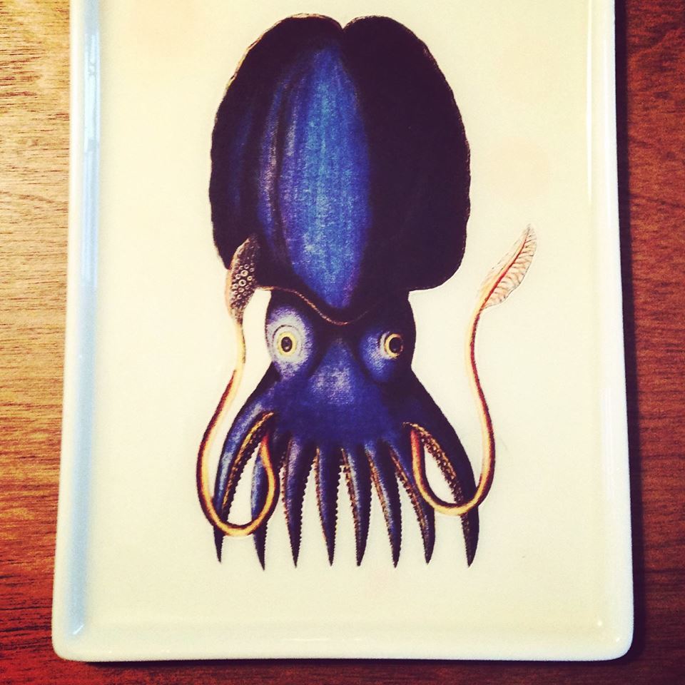 Blue purple squid ashtray