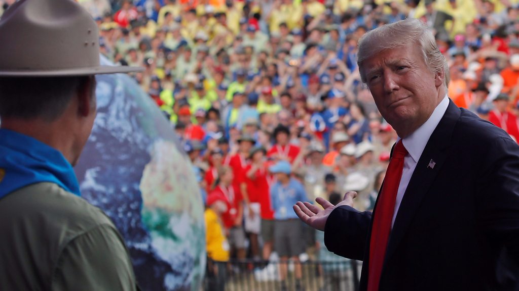 Trump boy scout Jamboree speech angers parents - BBC News