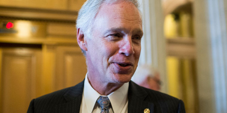 Net neutrality hurts health care and helps porn, Republican senator claims