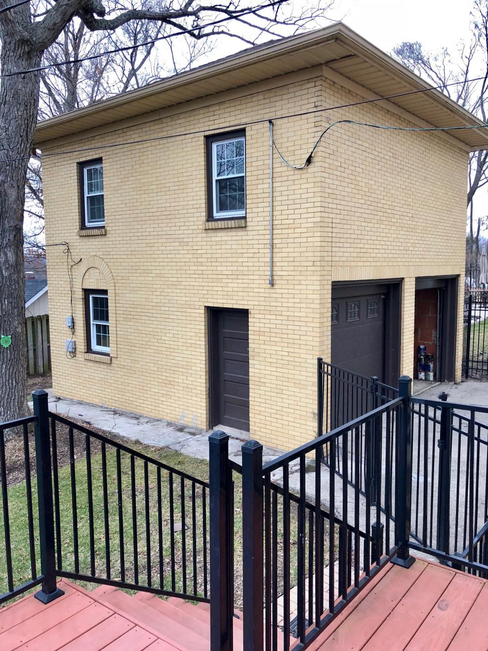 5- Capone house - garage apartment