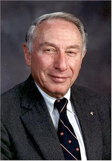 Floyd Dunn, Director of the Bioacoustics Research laboratory