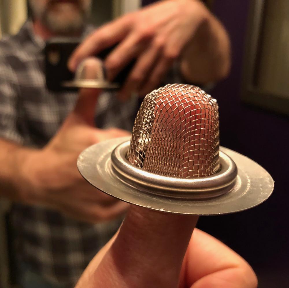 Bathroom sink strainer