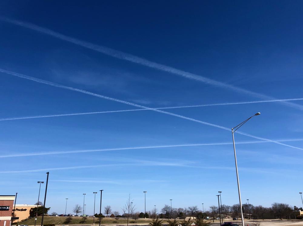 Crisscrossed jet trails