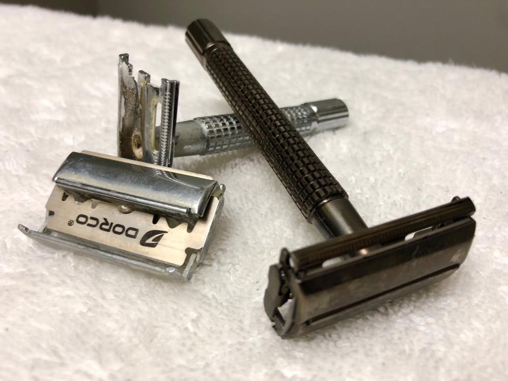 Butterfly razors, old and new