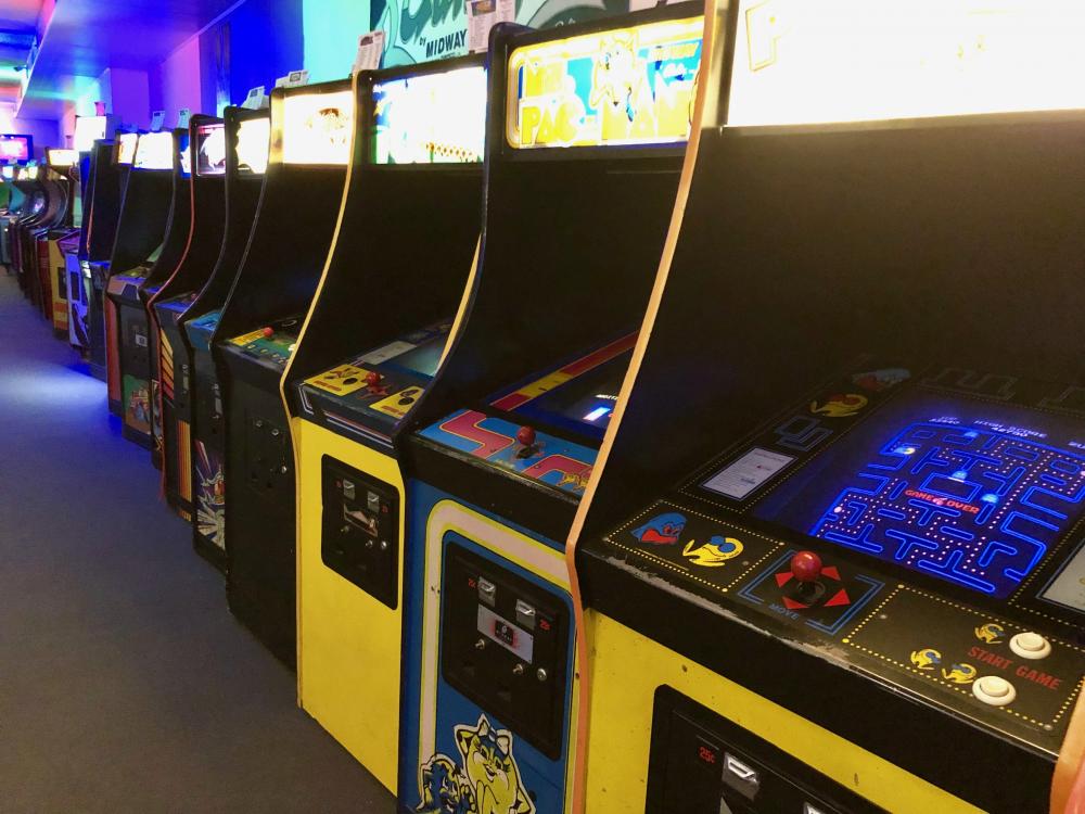 Console games at the Retrocade